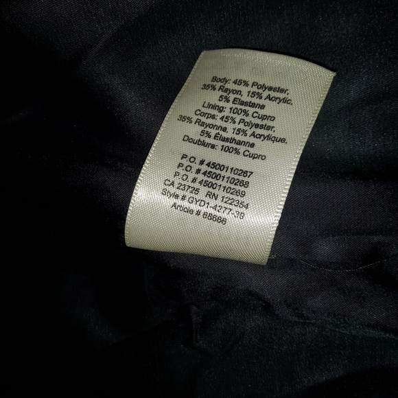 Aritzia, Babaton Samuel Blazer, Size 6. - Picture 12 of 12